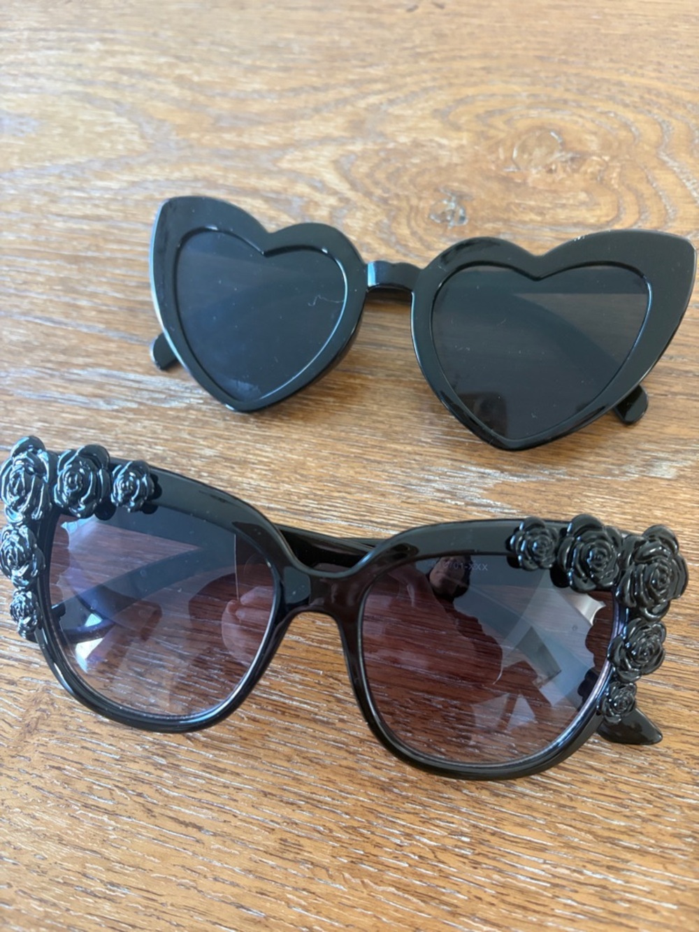 Women’s Black sunglasses lot